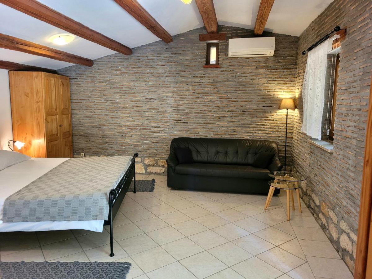 Apartments Brscic Porec Exterior photo